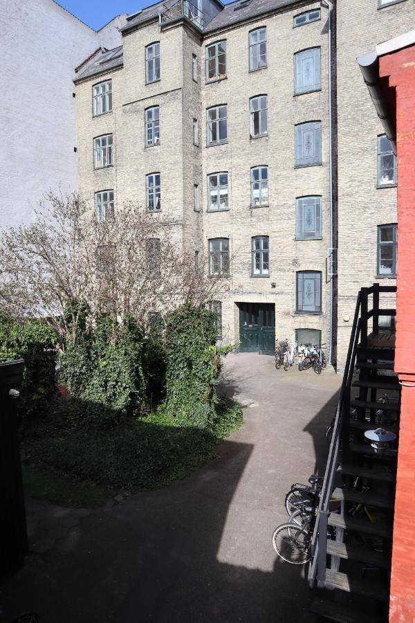 Rooms In Quiet Yellow Courtyard Apartment Copenhaga Exterior foto